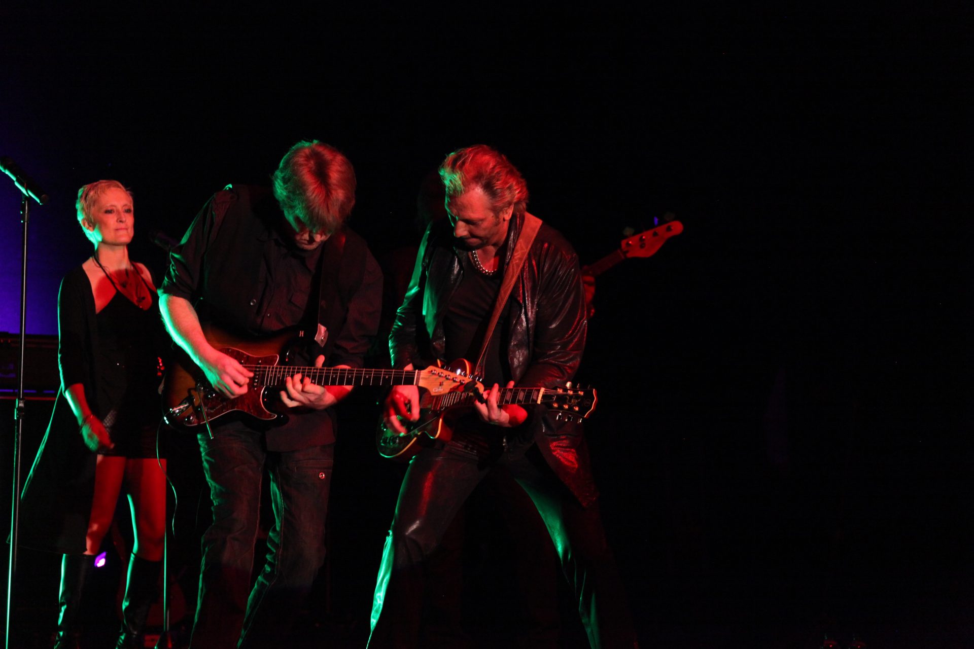 Vidéo de performance live de Johnny Dems sur scène